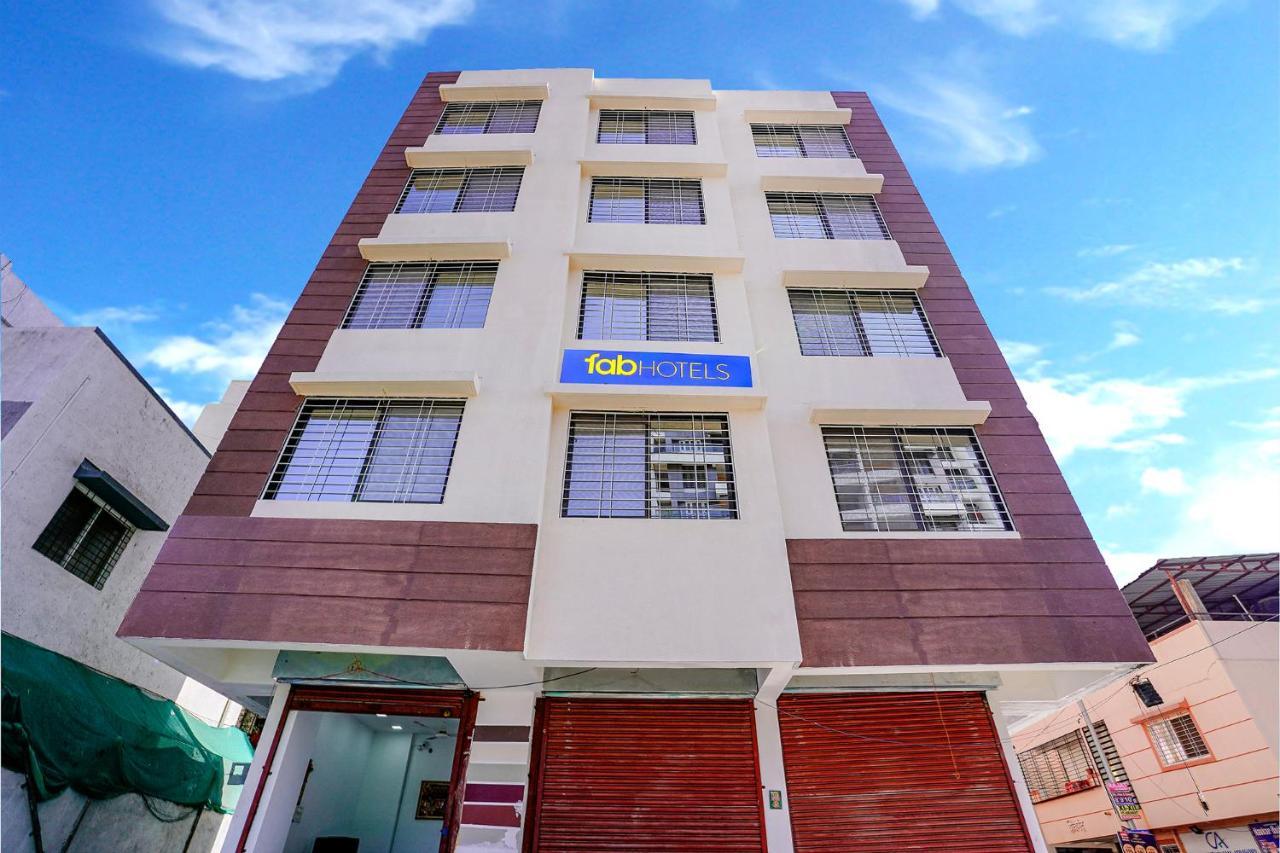 Fabhotel Crystal Inn - Nr Suvarndeep Chowk Pimpri-Chinchwad Экстерьер фото
