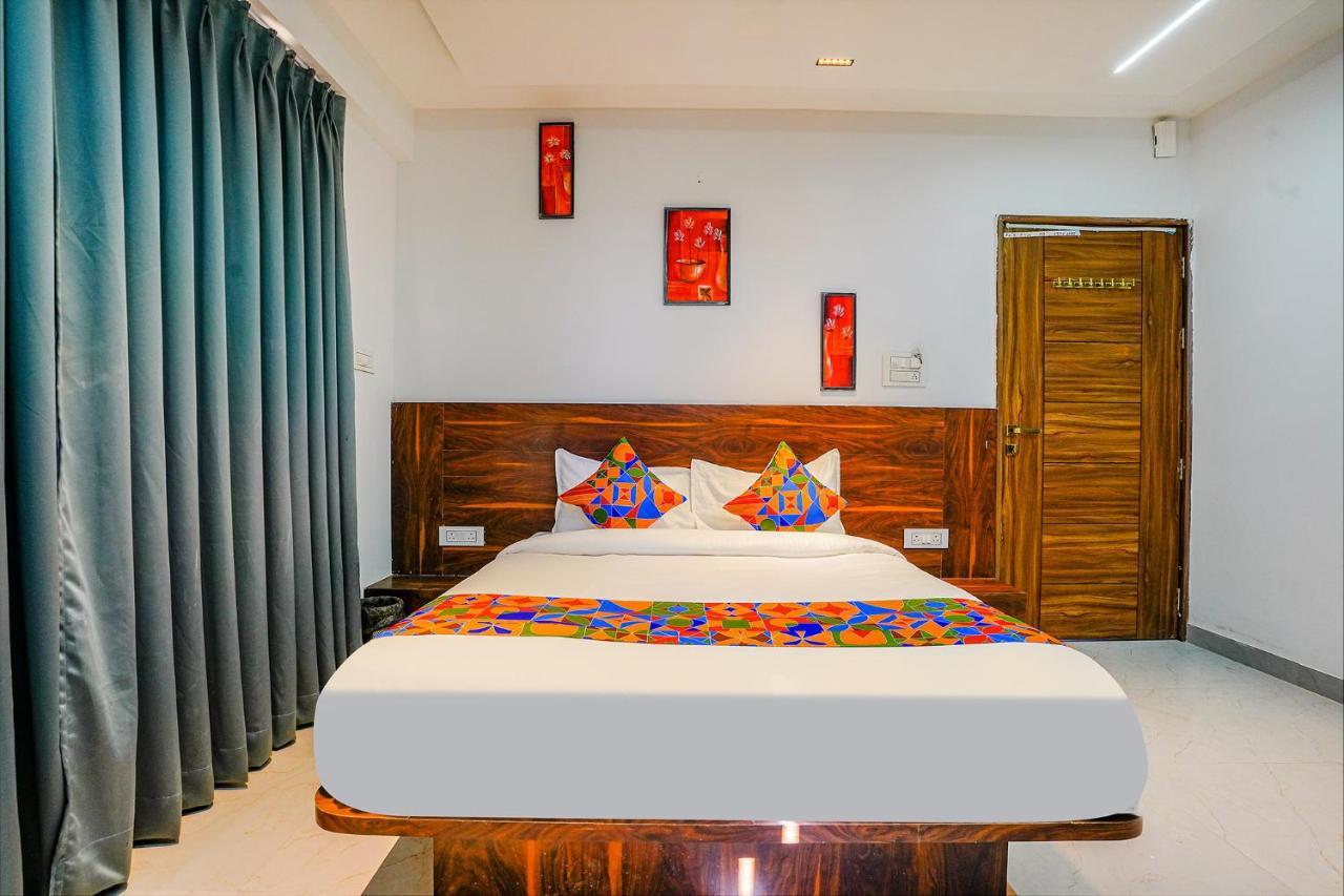 Fabhotel Crystal Inn - Nr Suvarndeep Chowk Pimpri-Chinchwad Экстерьер фото