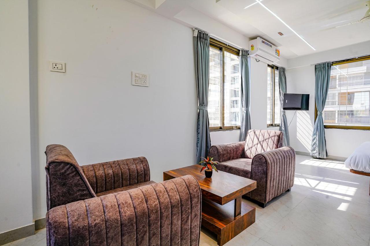 Fabhotel Crystal Inn - Nr Suvarndeep Chowk Pimpri-Chinchwad Экстерьер фото